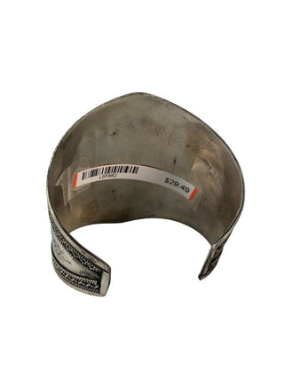 R Costume stone cuff bracelet