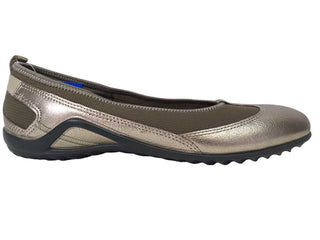 R Metallic Flat