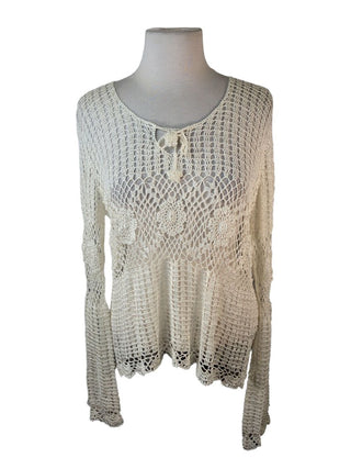 R Crochet pullover top