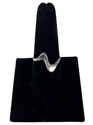 R Sterling ring