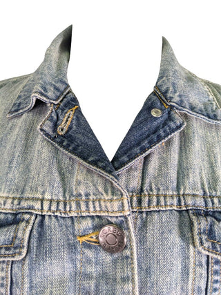R denim button