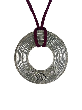 R sterling circle pendant