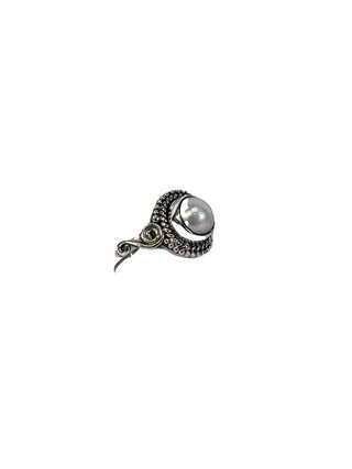 R sterling pearl ring