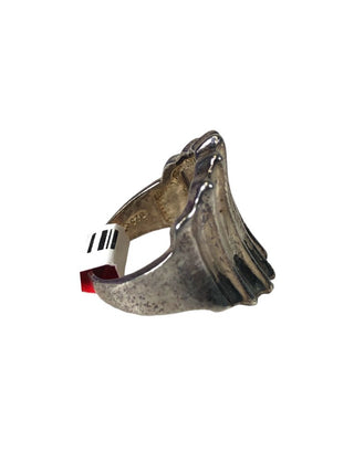 R Sterling ribbed concave ring