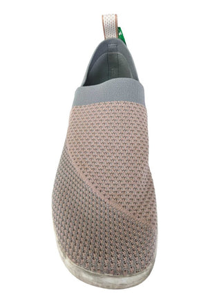 R slip on