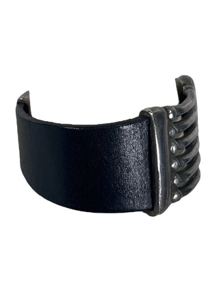 R sterling plate leather bracelet