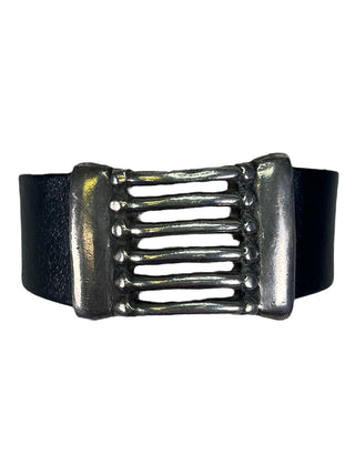 R sterling plate leather bracelet
