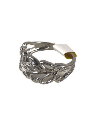 R Sterling leaves ring