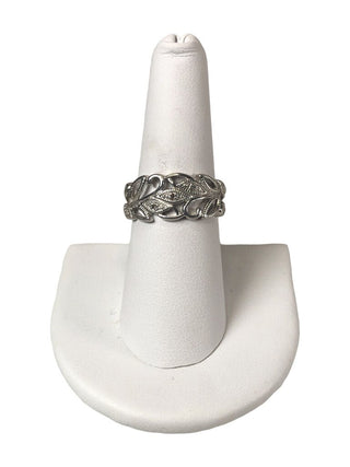 R Sterling leaves ring