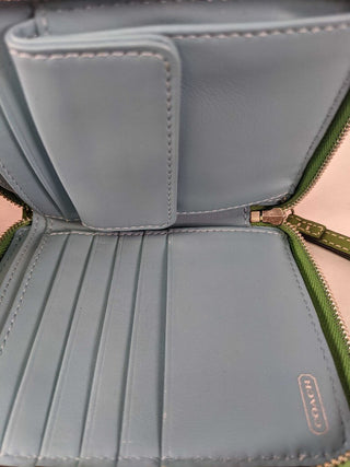 R leather zip around