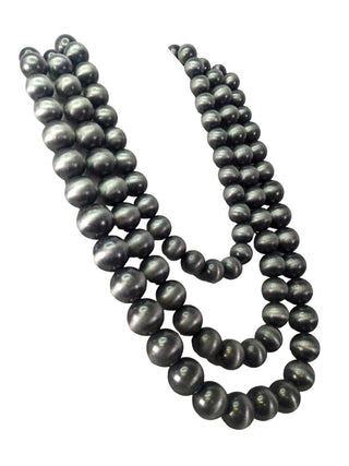 R faux Navajo Pearl multi strand necklace