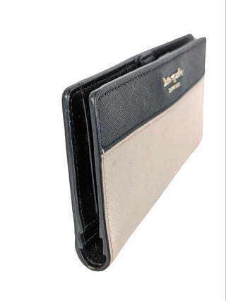 R Two-toned wallet