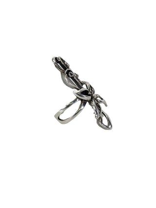 R sterling flower ring