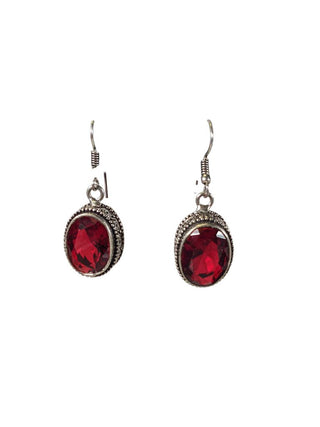R Mozambique Garnet Necklace & Earring Set