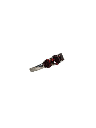 R SS Garnet Ring