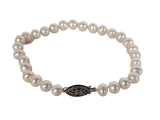 R SS Pearl Bracelet