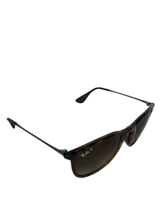 R Erica Polarized