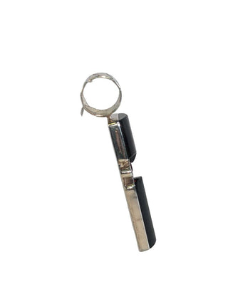 R SS Stone Elongated Pendant