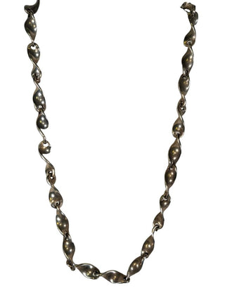 R SS Twisted Necklace