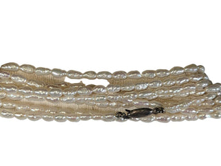R long strand of pearls
