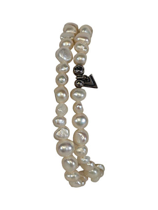 R set of two pearl stretch bracelets