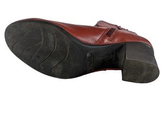 R with heel