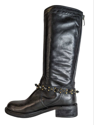 R leather