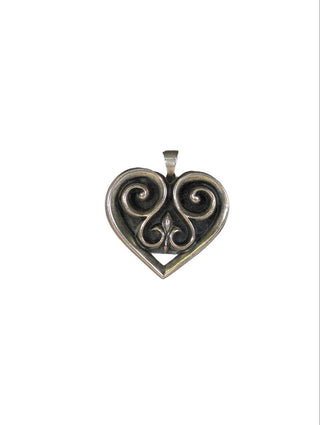 R sterling heart pendant