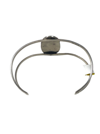 R SS Stone Chip Inlay Cuff