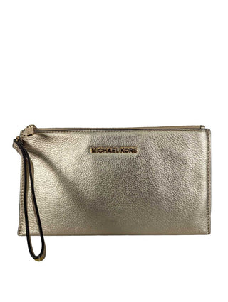 R leather wristlet