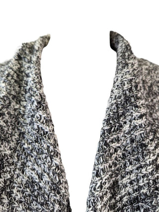 R NWT knit open
