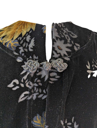 R Velvet w/Front Tie