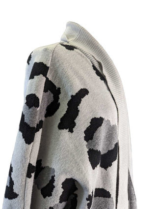 R Cheetah Print Open Front