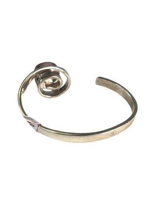 R SS Stone Cuff