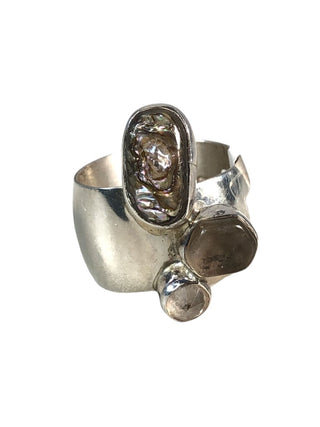 R SS Three Stone Cigar Band Ring