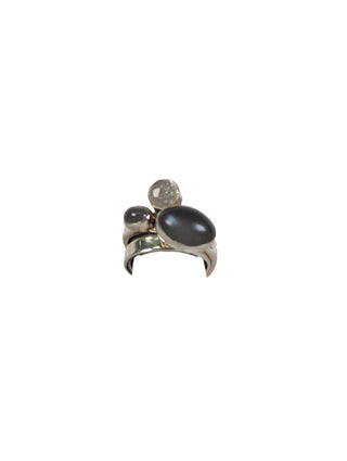 R sterling stone ring