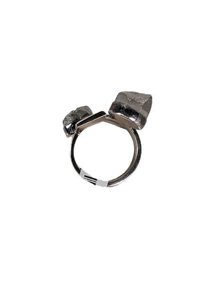R sterling stone ring