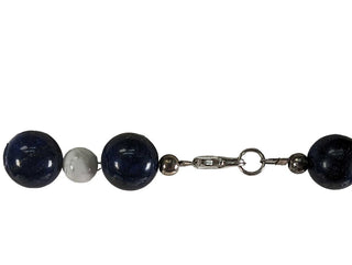 R lapis stone necklace