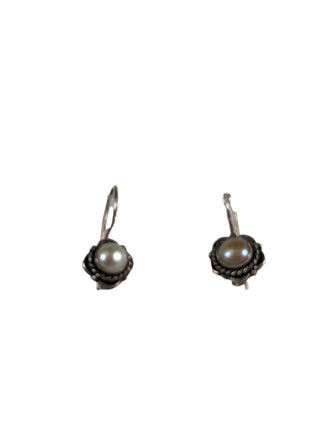 R SS Pearl Dangle Earrings