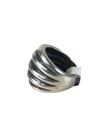 R SS Domed Shrimp Ring