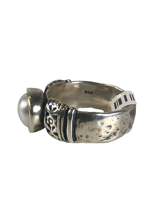 R SS Israeli Pearl Ring