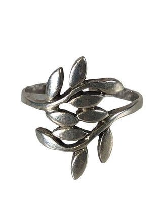 R SS Leaf Ring