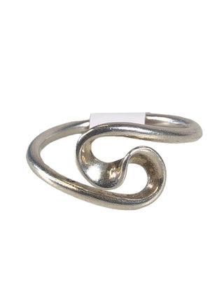 R SS Wave Ring