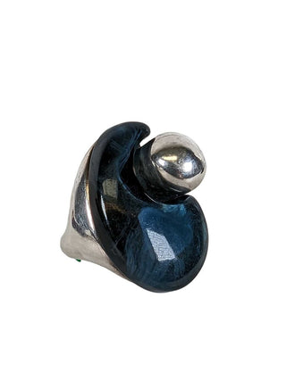 R Silver Plated Lucite Ring